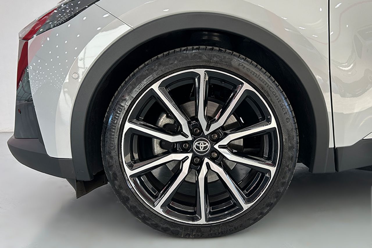 Imagen extra de Toyota C-HR 2.0 200H Premiere Edition GR Sport