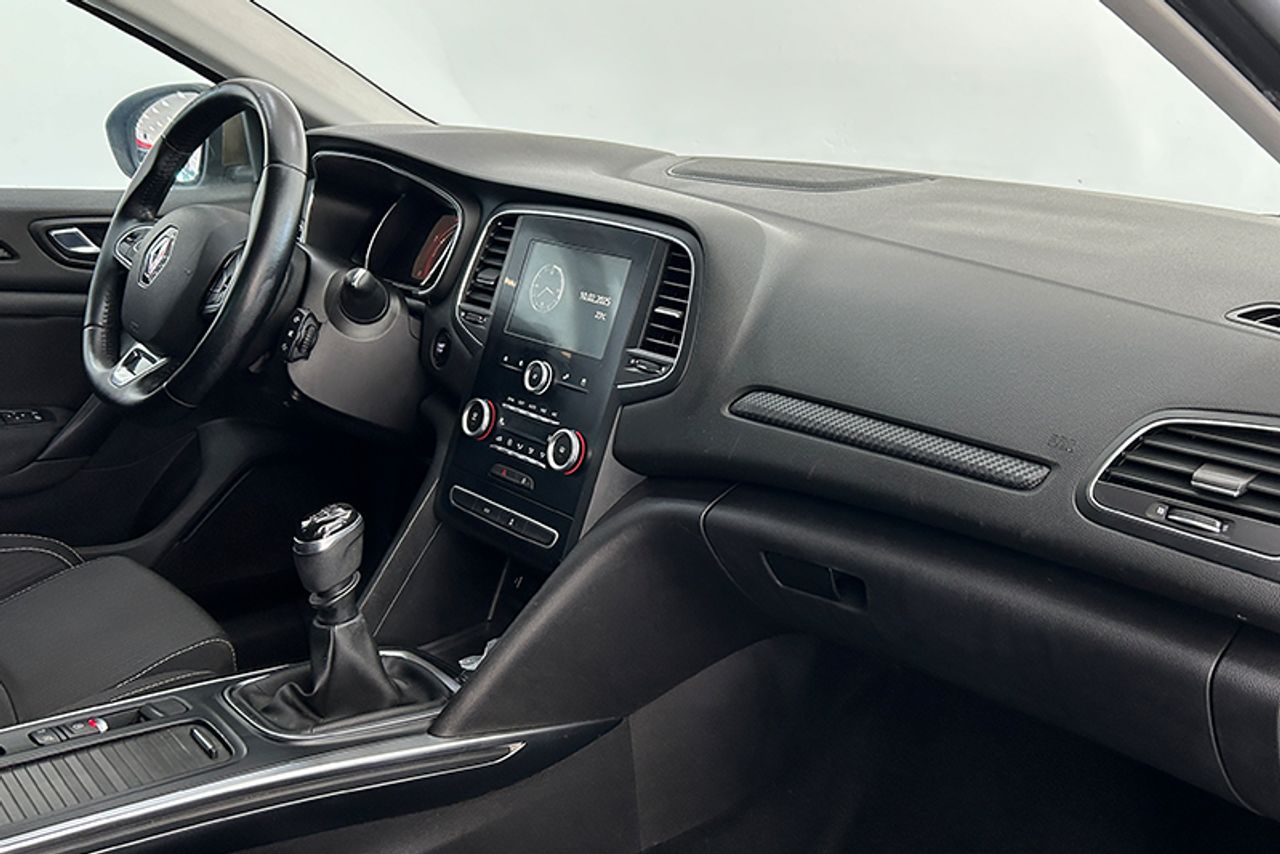 Imagen extra de Renault Megane Sp. Tou. Limited Energy TCe 97kW (130CV)