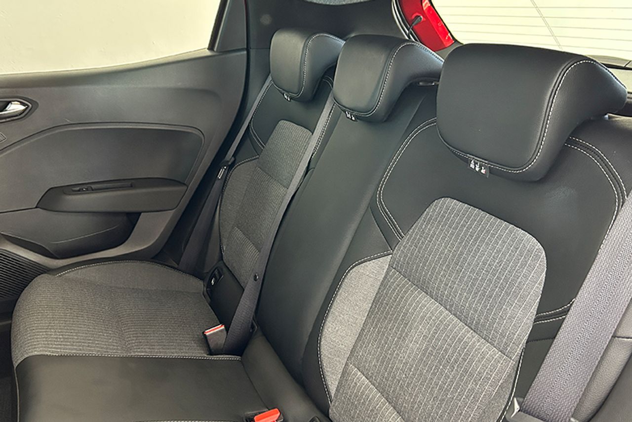 Imagen extra de Renault Clio Techno TCe 90 (67kw)