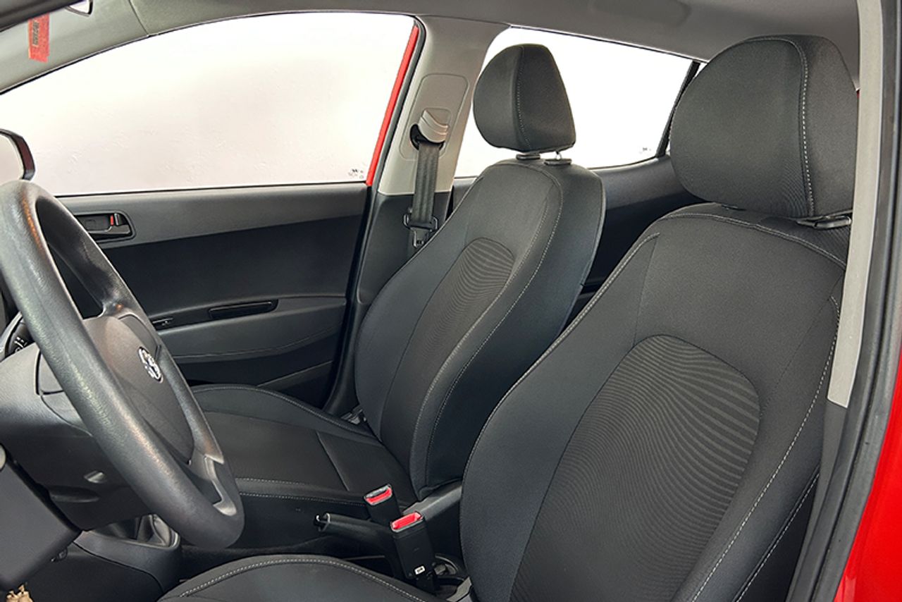 Imagen extra de Hyundai i10 1.0 Klass
