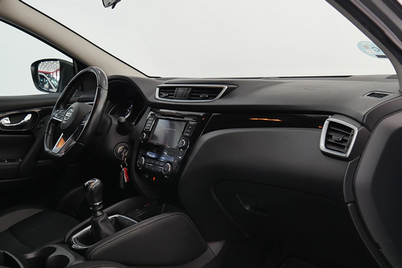 Imagen extra de Nissan Qashqai DIG-T 103 kW (140 CV) E6D ACENTA