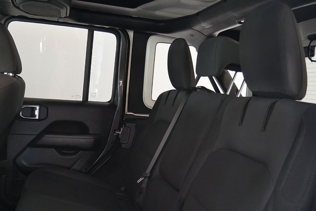 Imagen extra de Jeep Wrangler 4p 2.0 380CV Sahara 8ATX E6D