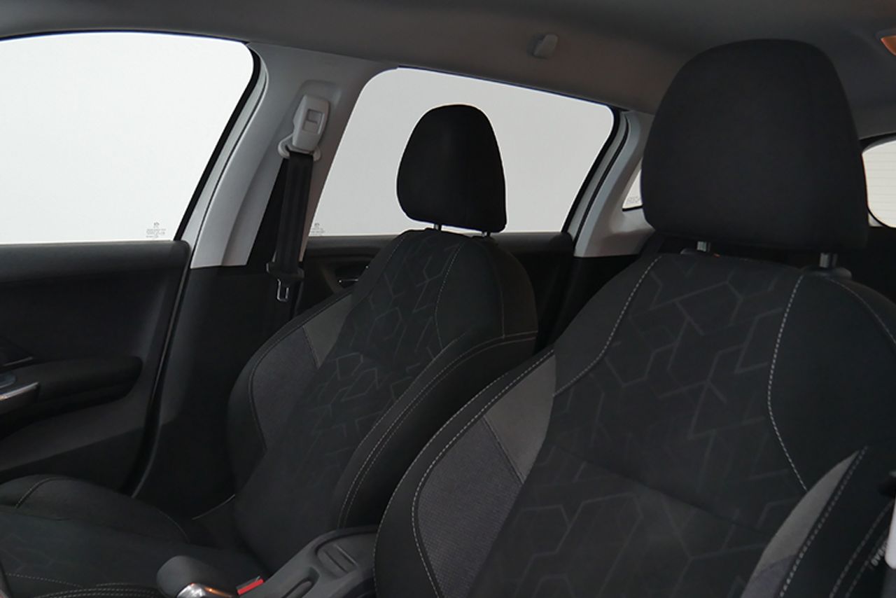 Imagen extra de Peugeot 2008 Style 1.2L PureTech 60KW (82CV)
