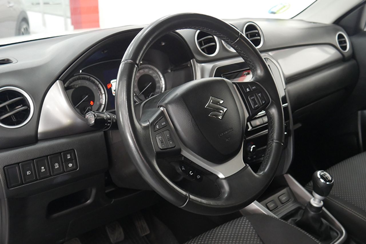 Imagen extra de Suzuki Vitara 1.4 T GLE 4WD Mild Hybrid