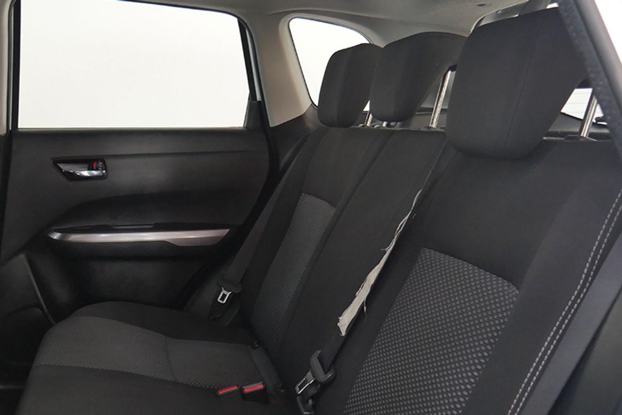 Imagen extra de Suzuki Vitara 1.4 T GLE 4WD Mild Hybrid
