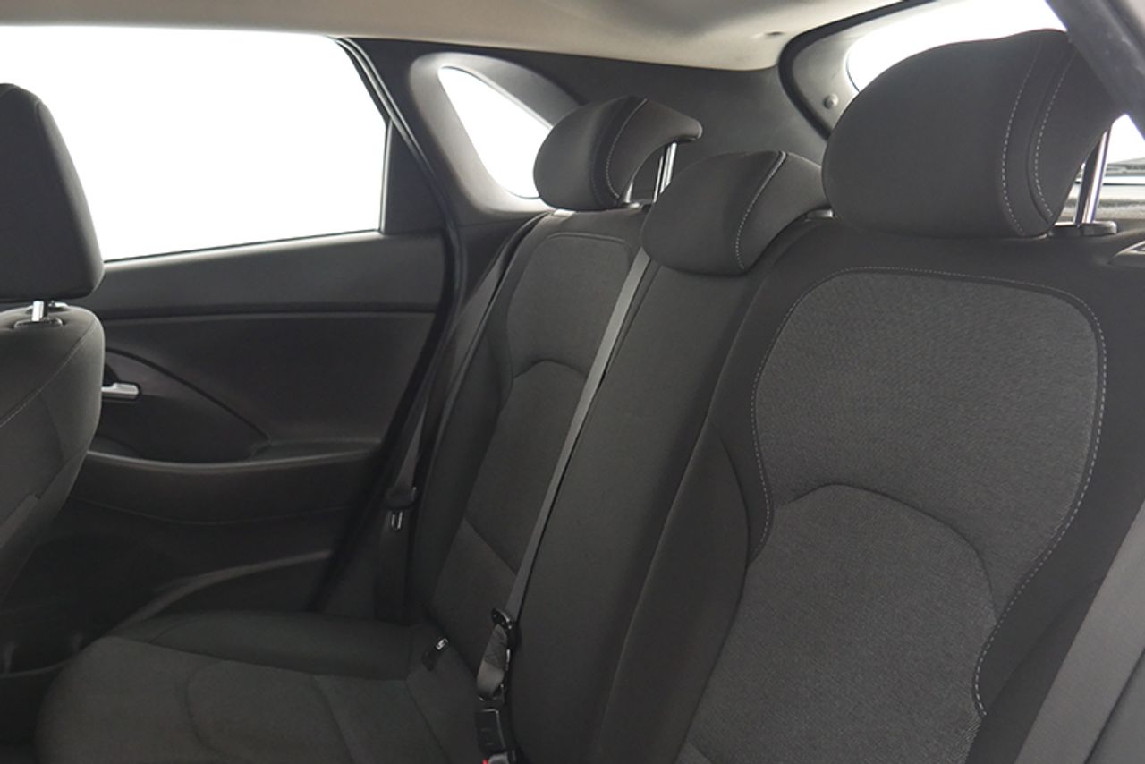 Imagen extra de Hyundai i30 1.5 DPI Klass SLX
