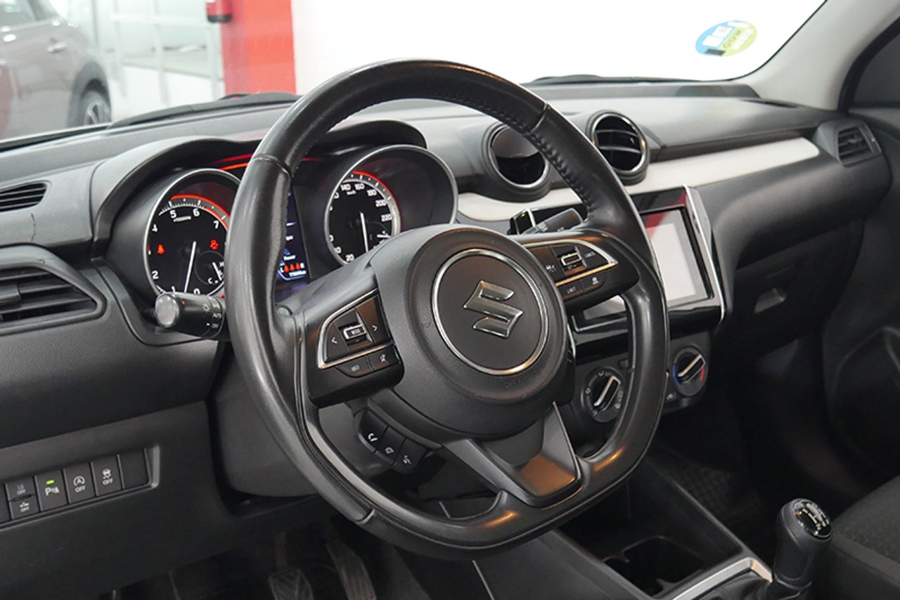 Imagen extra de Suzuki Swift 1.2 GLE Mild Hybrid
