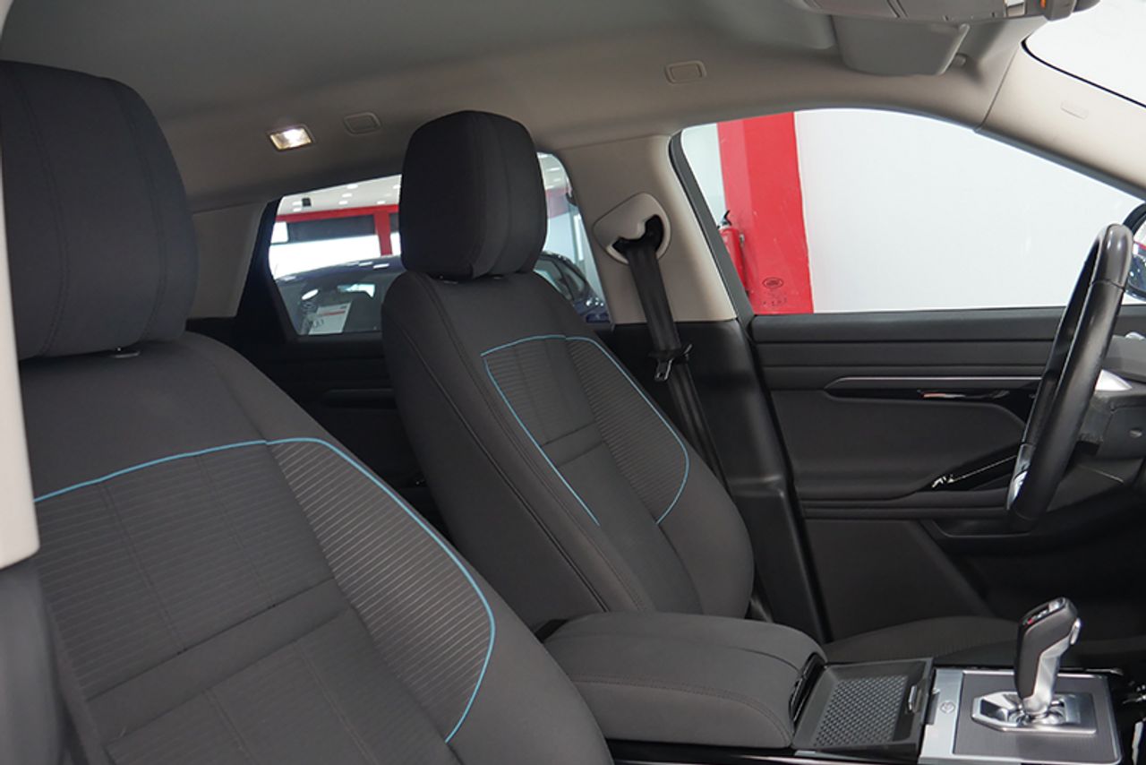 Imagen extra de Land-Rover Range Rover Evoque 2.0 D150 AUTO 4WD MHEV