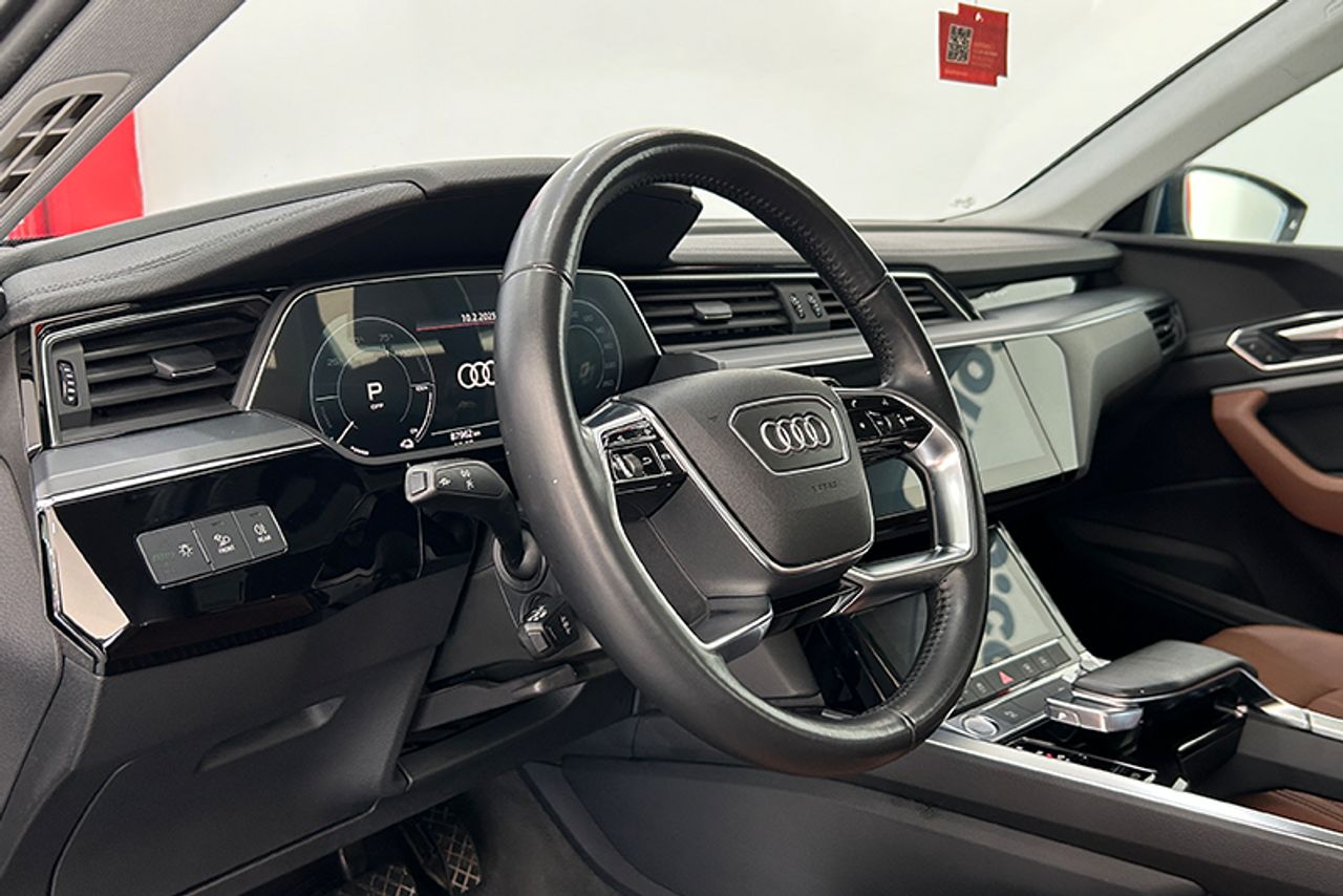 Imagen extra de Audi e-tron Advanced 55 quattro