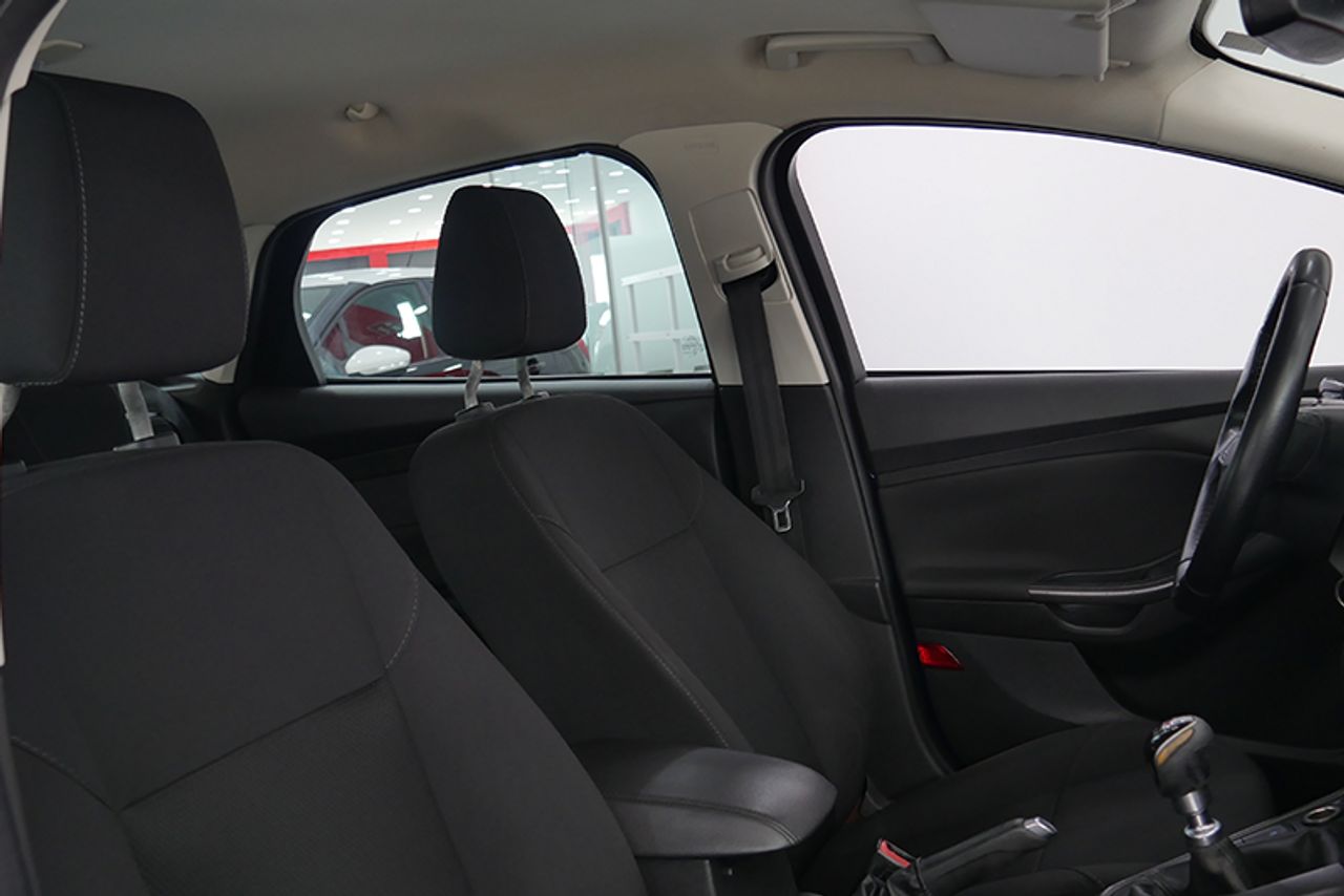Imagen extra de Ford Focus 1.0 Ecoboost Auto-Start-Stop 74kW Trend
