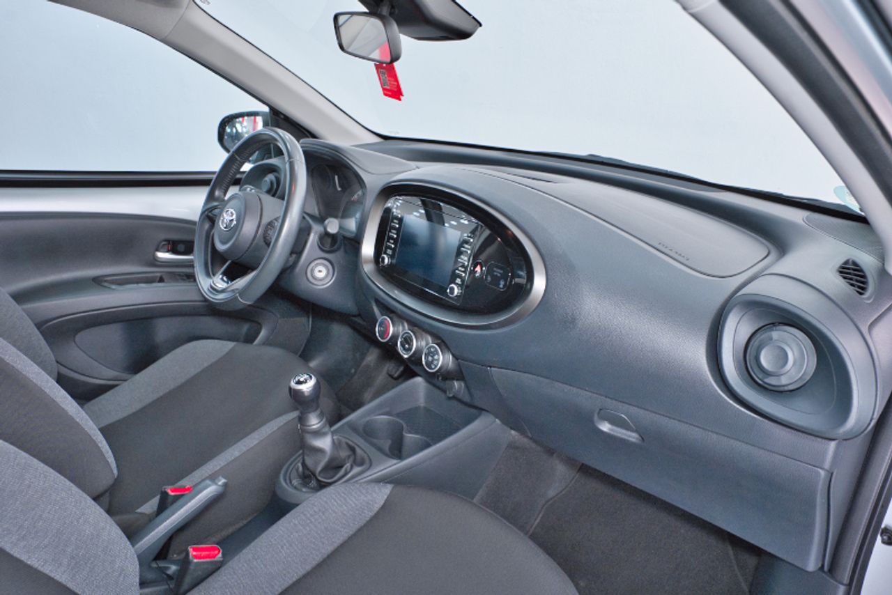 Imagen extra de Toyota Aygo X Cross 1.0 VVT-I 72CV Like