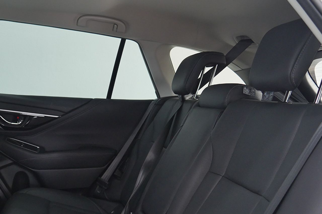 Imagen extra de Subaru Outback 2.5i Trek CVT Lineartronic AWD