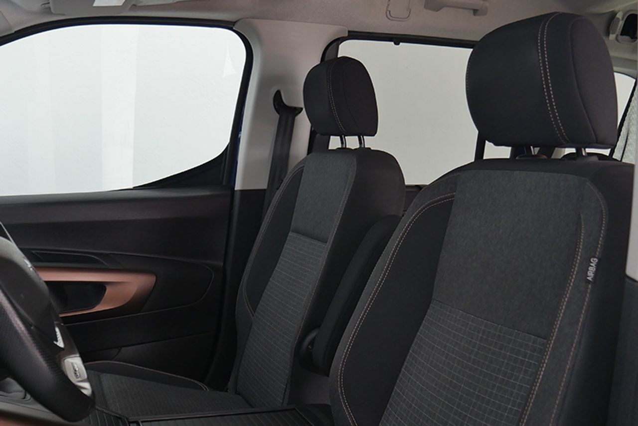 Imagen extra de Peugeot Rifter GT Line Standard PureTech 81kW