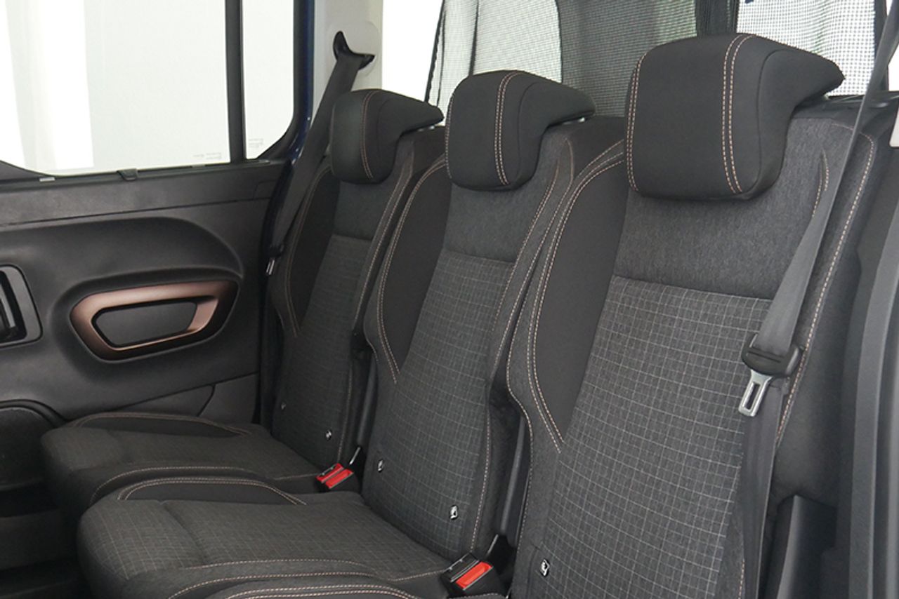 Imagen extra de Peugeot Rifter GT Line Standard PureTech 81kW