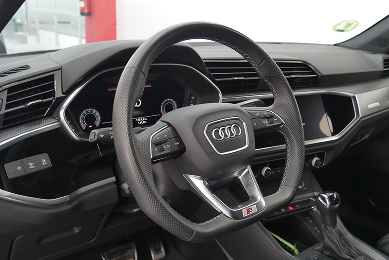 Imagen extra de Audi Q3 35 TFSI 110kW(150CV) S tronic Black Line
