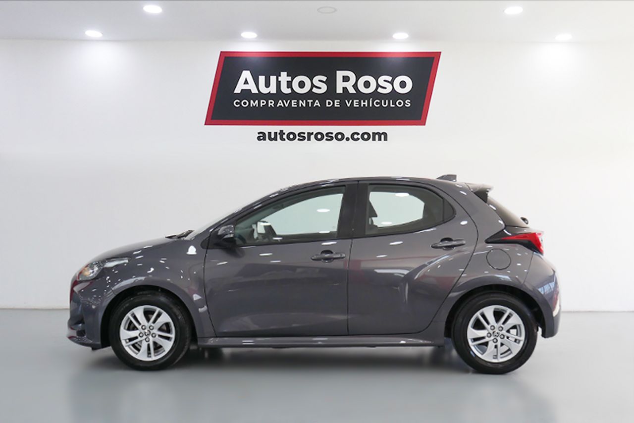 toyota yaris 2021 / foto grande (2)