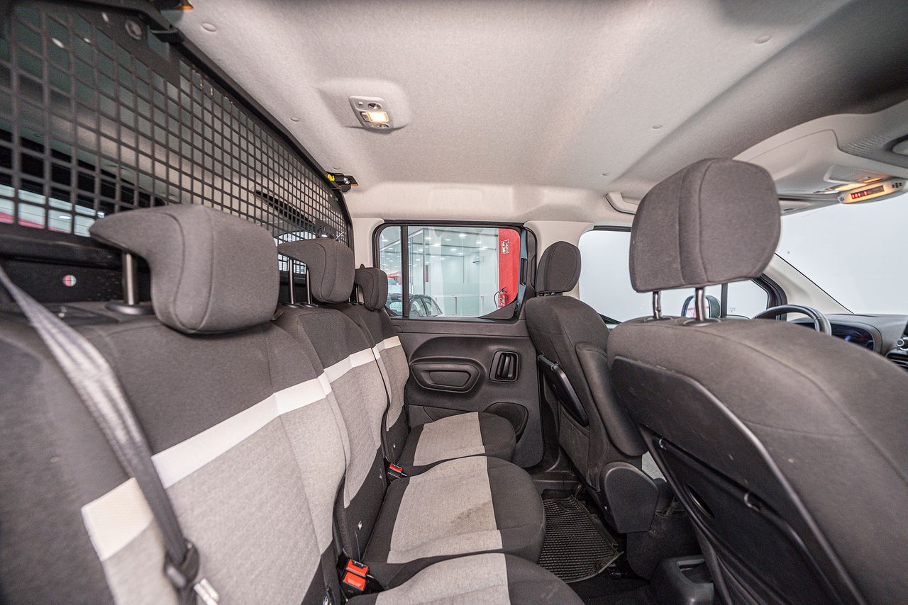 Imagen extra de Citroën Berlingo Talla M BlueHDi 130 S&S MAX Auto