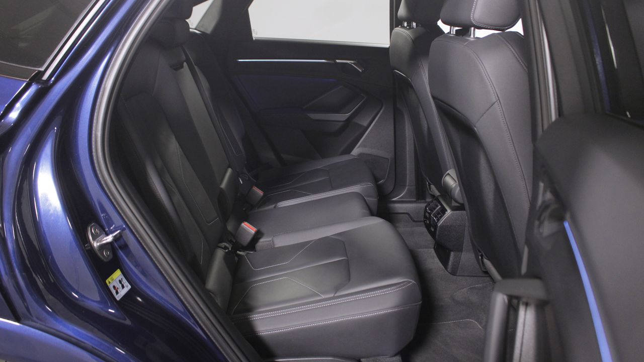 Audi Q3 AUDI Q3 Sportback 35 TFSI Black line S tronic - foto 6