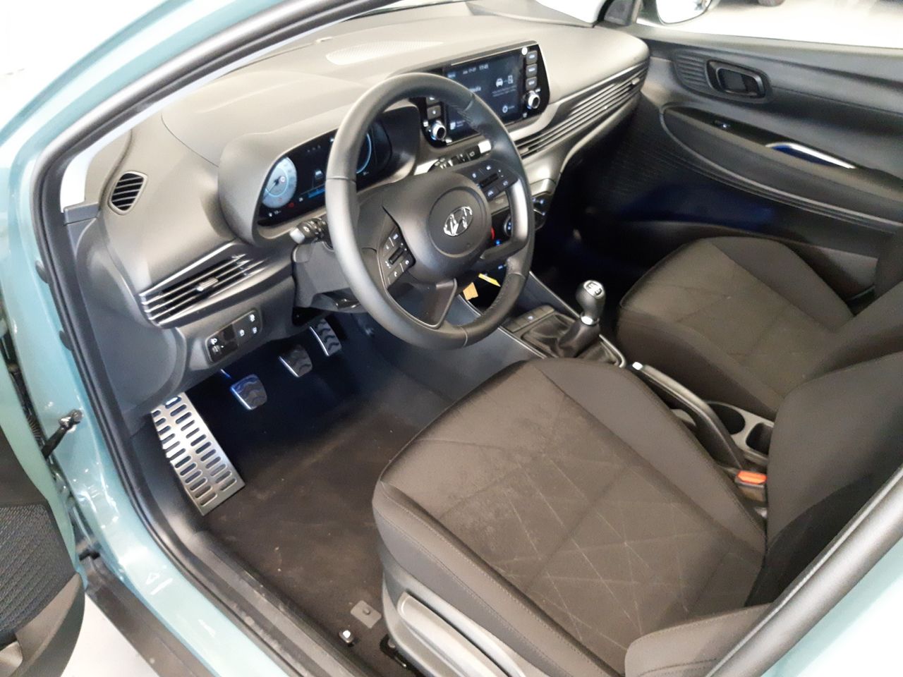 Hyundai Bayon 1.2 MPI MAXX 5P - foto 30