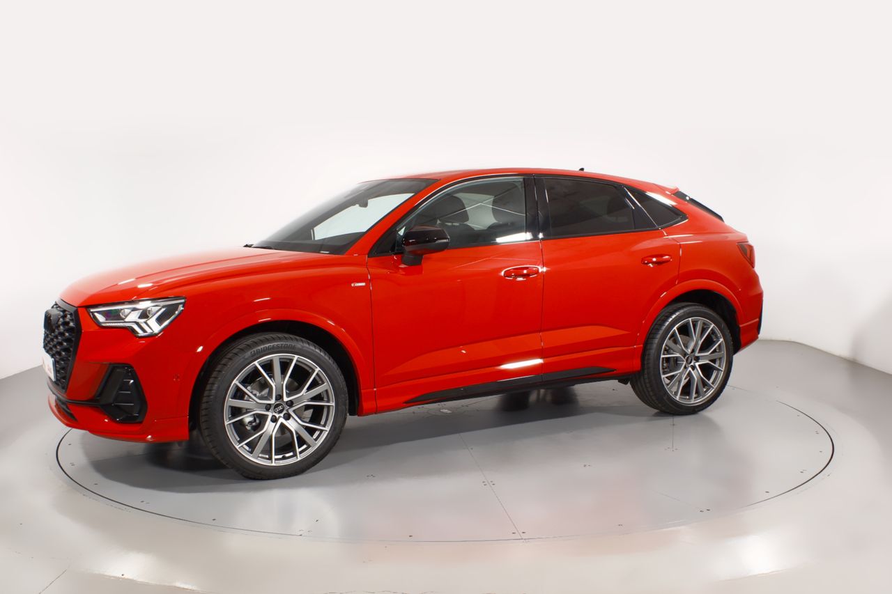 Audi Q3 35 TDI S TRONIC BLACK LINE - foto 20