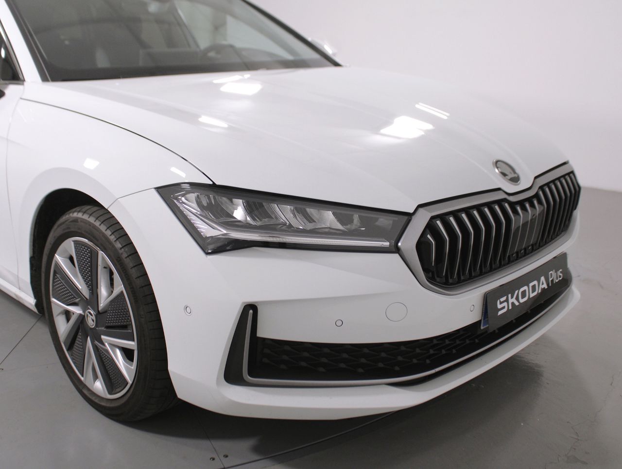 Skoda Superb COMBI SUPERB COMBI SELECTION 1,5 TSI M-HEV 110  - foto 16