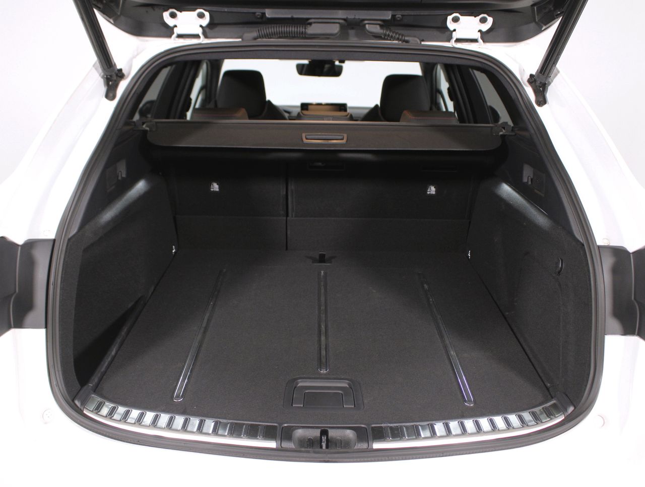 Toyota Corolla fam. 2.0 HYBRID ADVANCE E-CVT 5P - foto 7