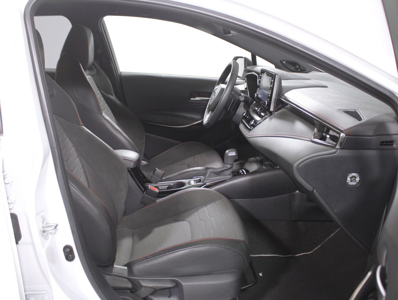 Toyota Corolla fam. 2.0 HYBRID ADVANCE E-CVT 5P - foto 5