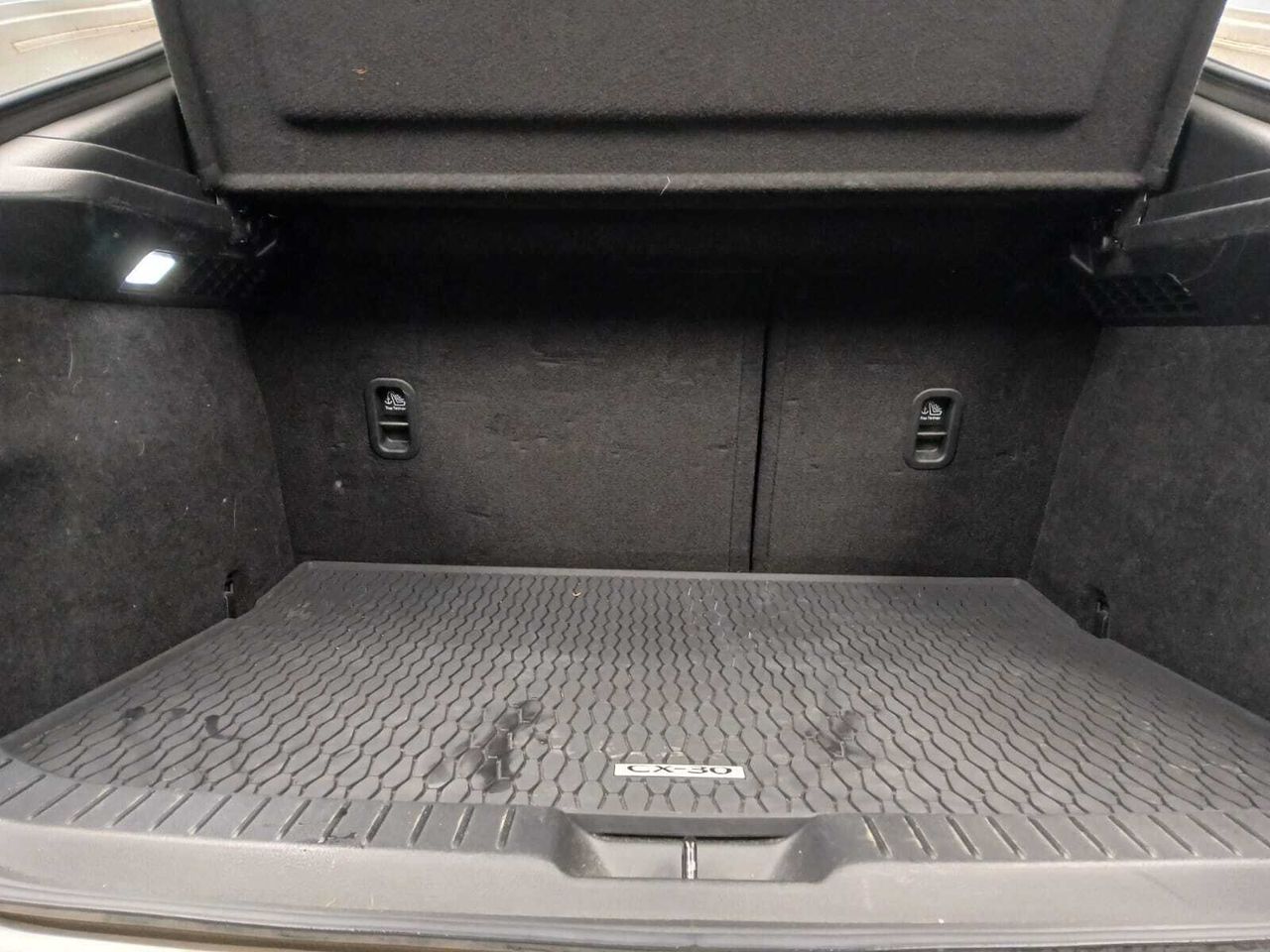 Mazda CX-30 2.0 E-SKYACTIV-X 137KW EVOLUTION 2WD 5P - foto 7