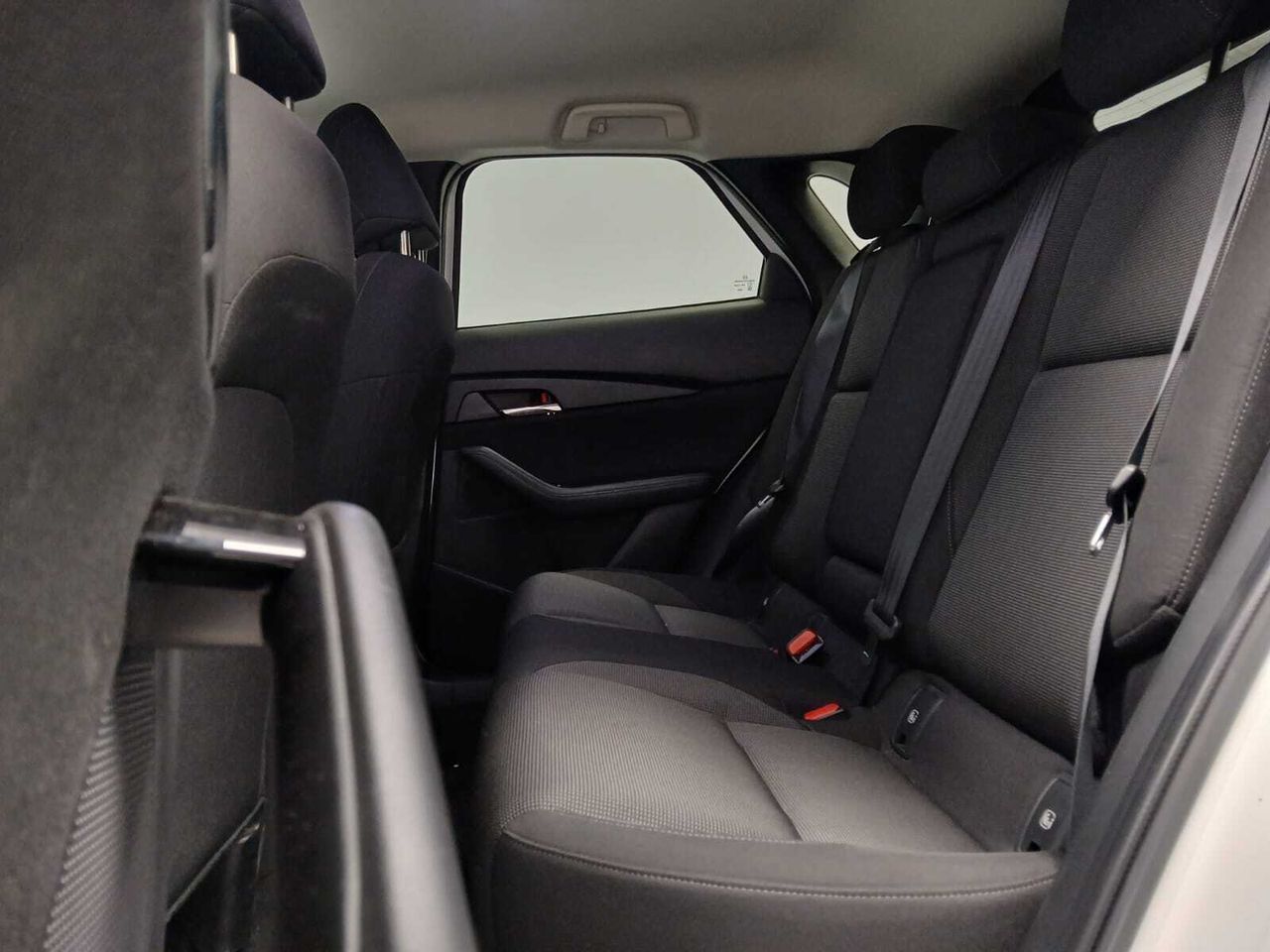 Mazda CX-30 2.0 E-SKYACTIV-X 137KW EVOLUTION 2WD 5P - foto 8