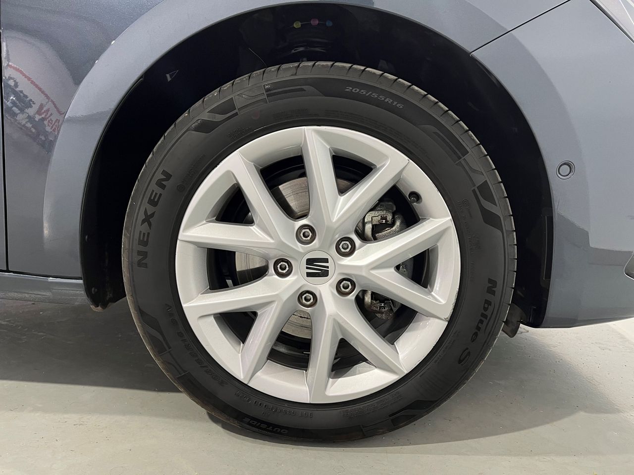 Seat Leon 1.5 ETSI MHEV 85KW STYLE 25 ANIV DSG 5P - foto 8