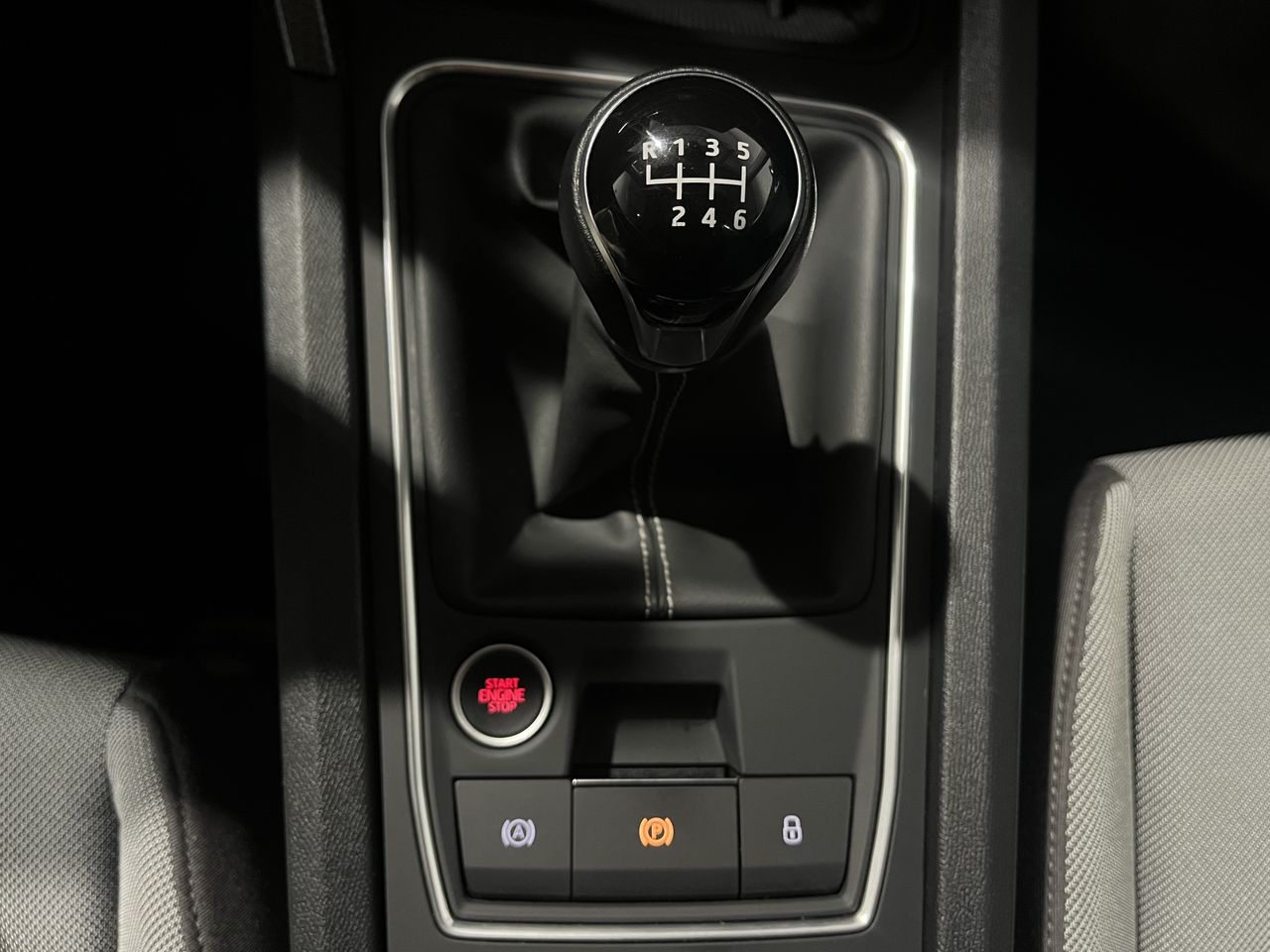 Seat Leon 1.5 TSI 85KW S/S STYLE 25 ANIVERSARIO 5P - foto 9