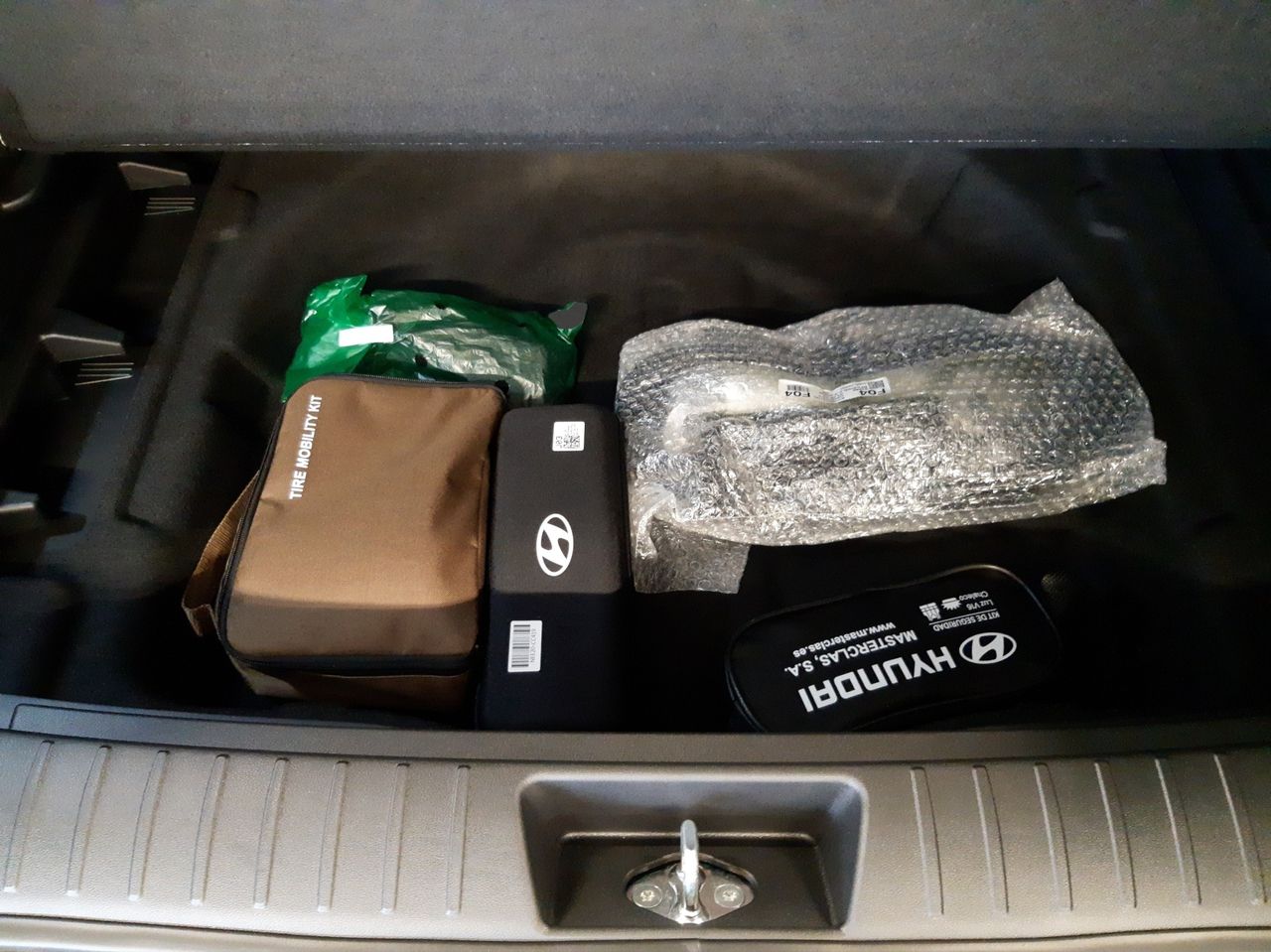 Hyundai Kona BEV 65KWH 150KW N LINE STYLE 5P - foto 19