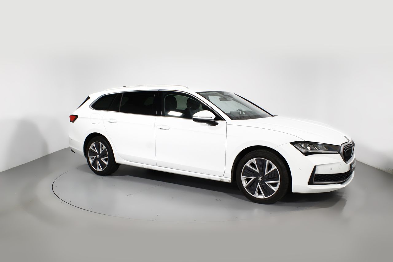 Skoda Superb COMBI SUPERB COMBI SELECTION 1,5 TSI M-HEV 110  - foto 23