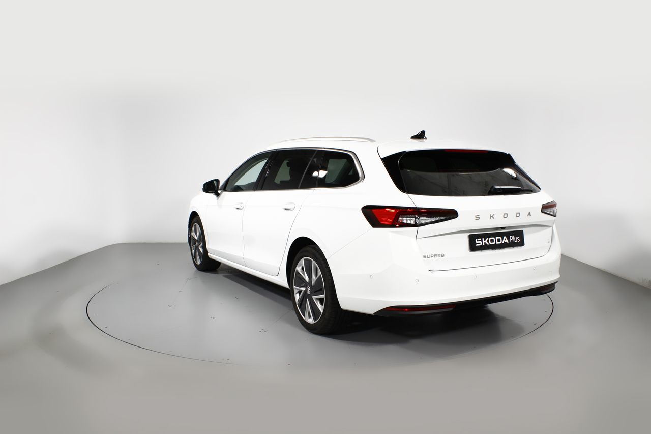 Skoda Superb COMBI SUPERB COMBI SELECTION 1,5 TSI M-HEV 110  - foto 2