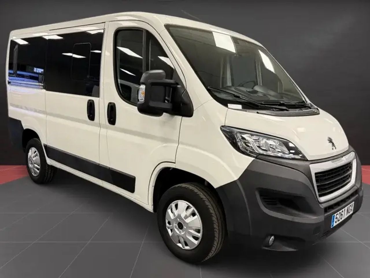 Peugeot Boxer Combi 6/9 Plazas L1H1 S&S 130 CV