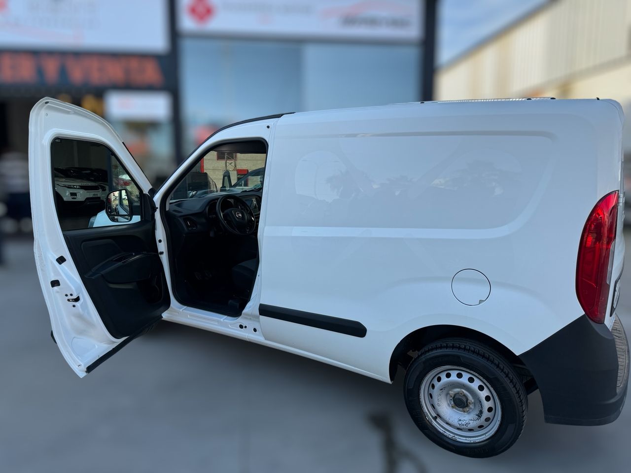 Fiat Doblo Cargo 1,3 MULTIJET 95CV  - Foto 2