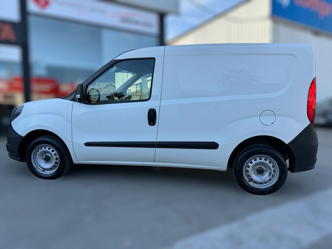 Fiat Doblo Cargo 1,3 MULTIJET 95CV  - Foto 2