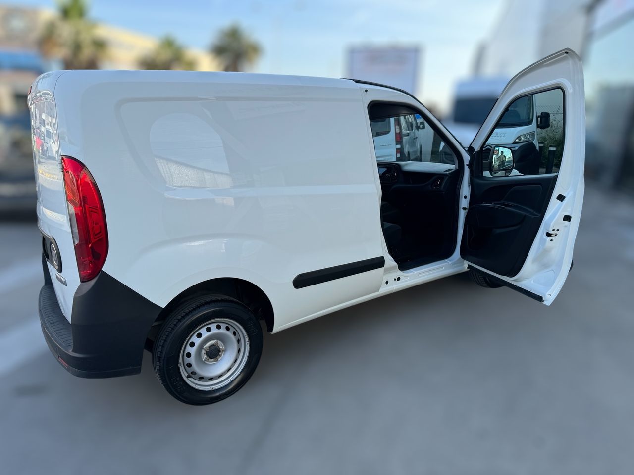 Fiat Doblo Cargo 1,3 MULTIJET 95CV  - Foto 2