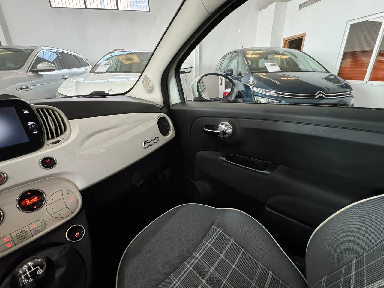 Fiat 500 1.2 LOUNGE  - Foto 2