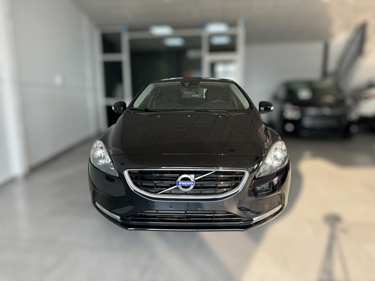 Volvo V40 D2 MOMENTUM 116CV  - Foto 2