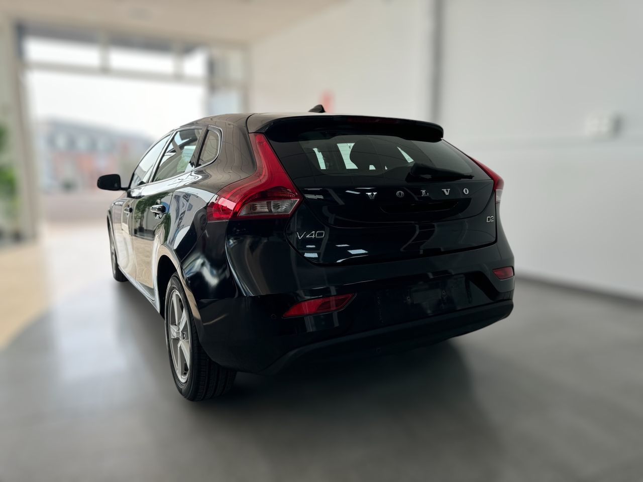 Volvo V40 D2 MOMENTUM 116CV  - Foto 2