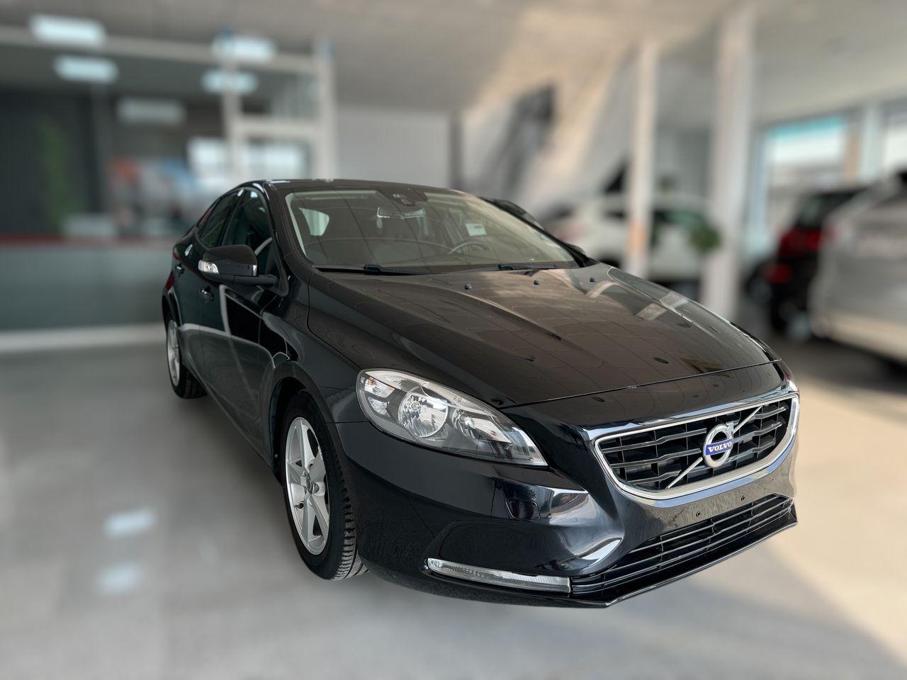 Volvo V40 D2 MOMENTUM 116CV  - Foto 2