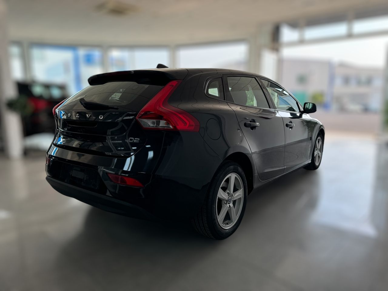 Volvo V40 D2 MOMENTUM 116CV  - Foto 2