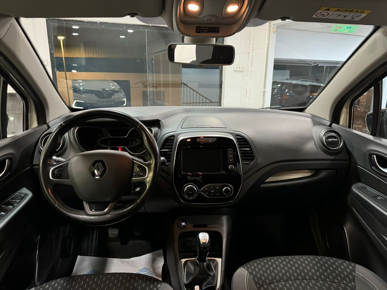 Renault Captur ZEN 1.5 dci  - Foto 2