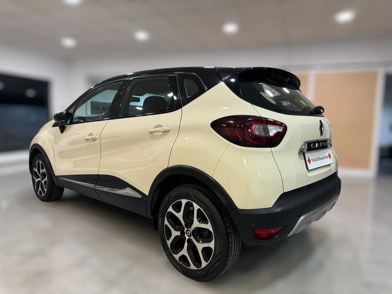 Renault Captur ZEN 1.5 dci  - Foto 2