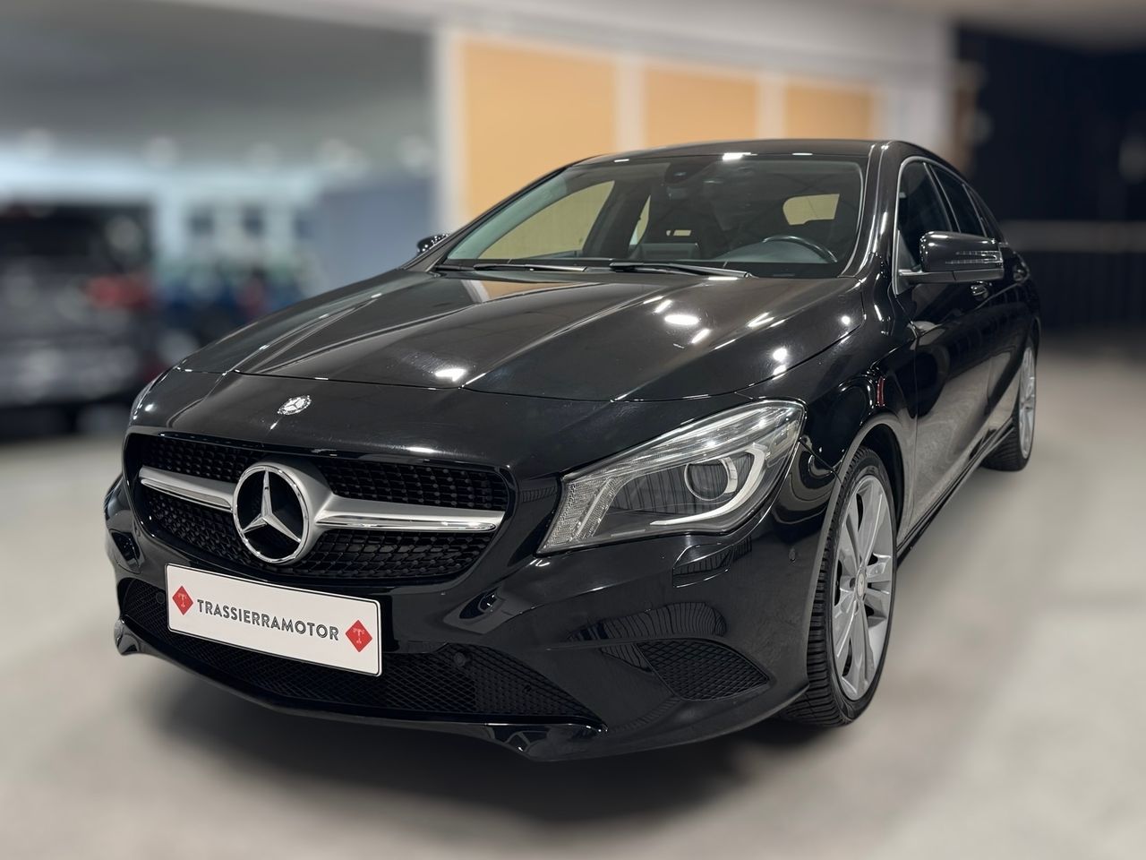 Mercedes Clase CLA CLA 200D SPORT  - Foto 2