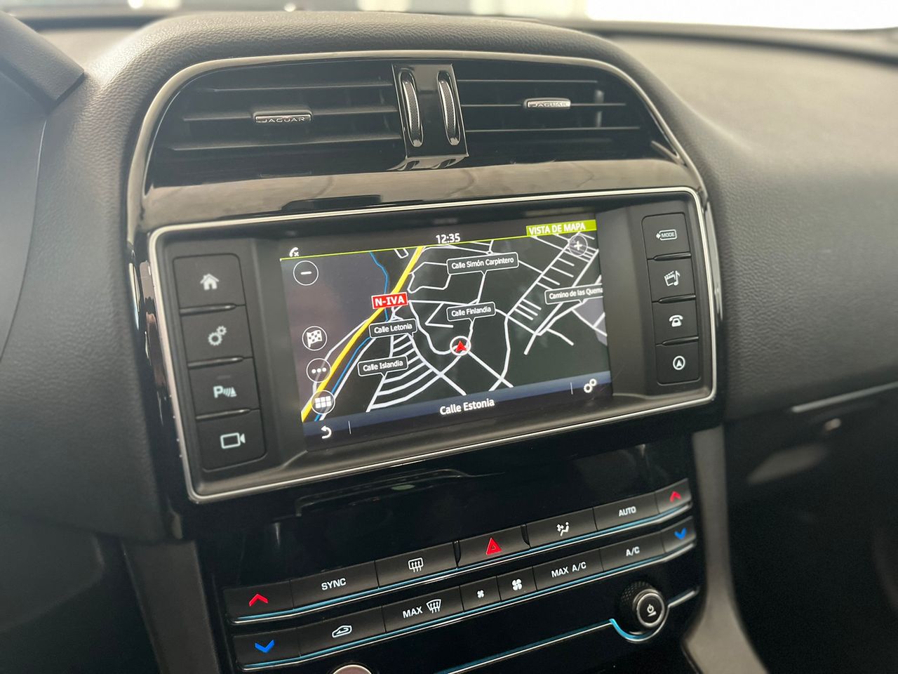 Jaguar F-Pace R SPORT DIESEL 180CV 4X4  - Foto 2