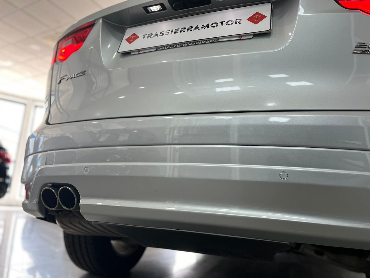 Jaguar F-Pace R SPORT DIESEL 180CV 4X4  - Foto 2