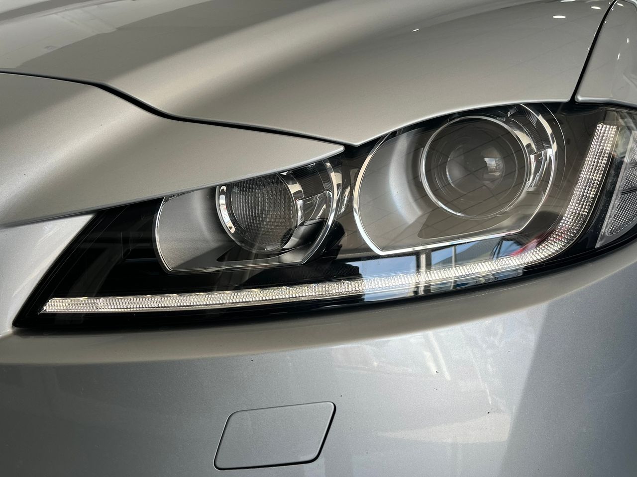 Jaguar F-Pace R SPORT DIESEL 180CV 4X4  - Foto 2