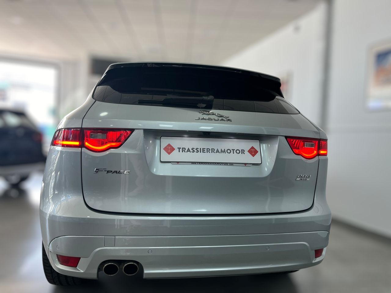 Jaguar F-Pace R SPORT DIESEL 180CV 4X4  - Foto 2